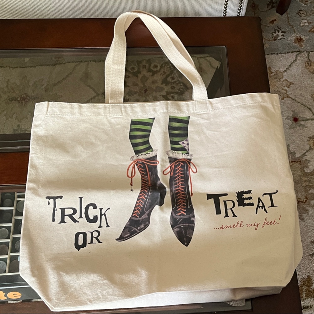 Halloween Canvas Tote Bag - Cream. New w/o tags.